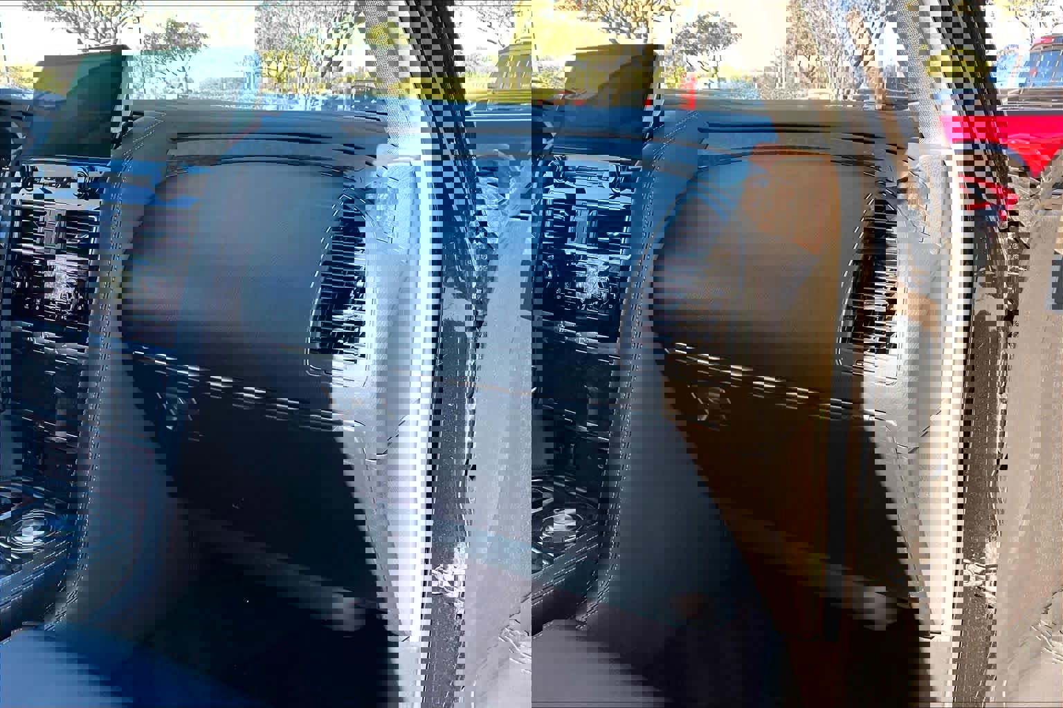 Used 2023 Nissan Armada Platinum w/ Cargo Package image 16