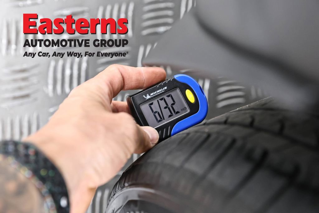 Used 2024 Hyundai Venue Limited FWD image 29