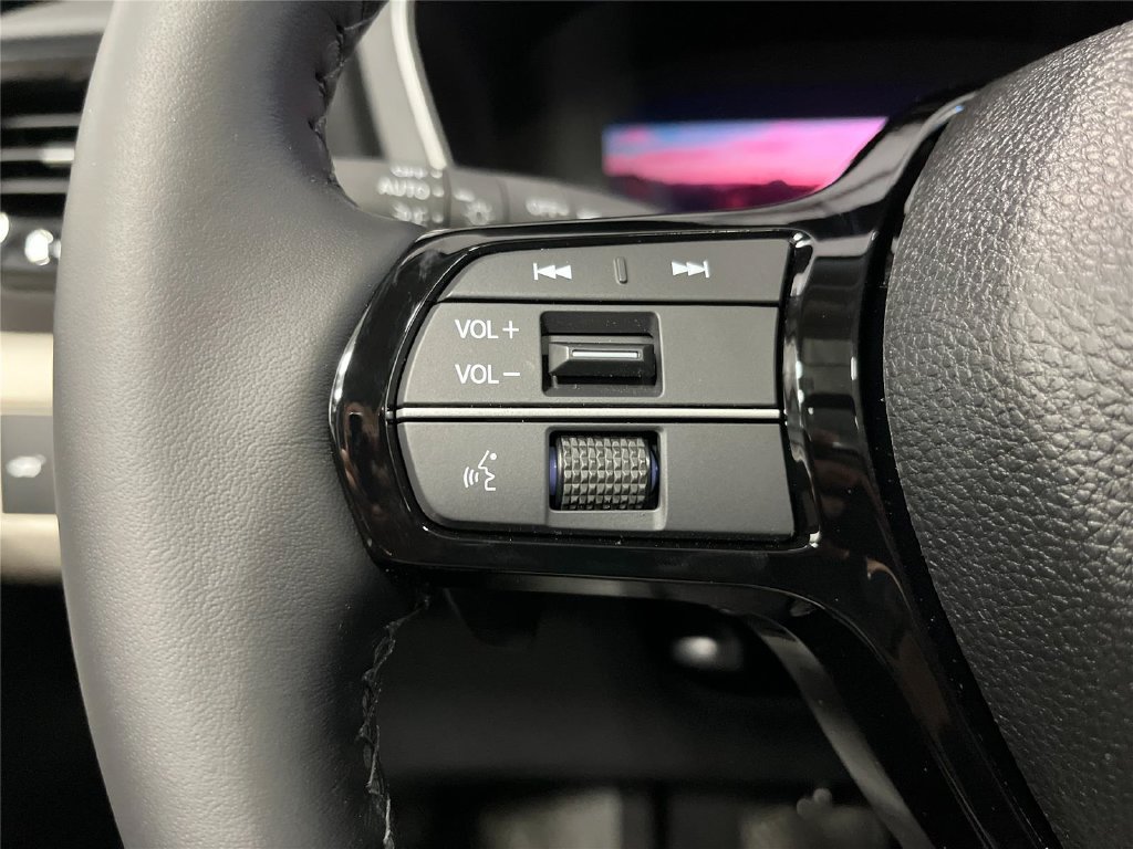 New 2026 Honda Pilot Touring image 17