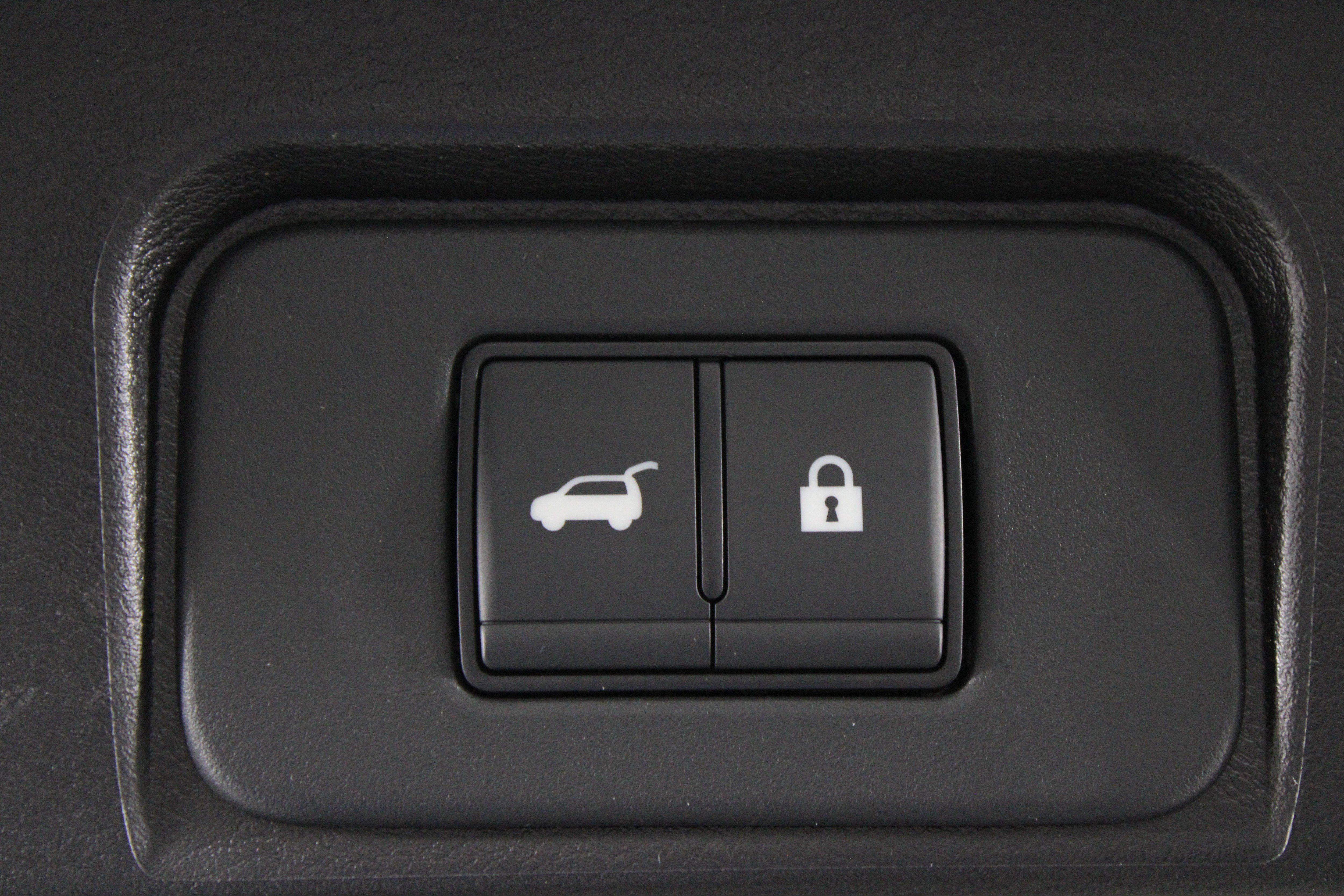 New 2026 Nissan Rogue Dark Armor FWD image 21