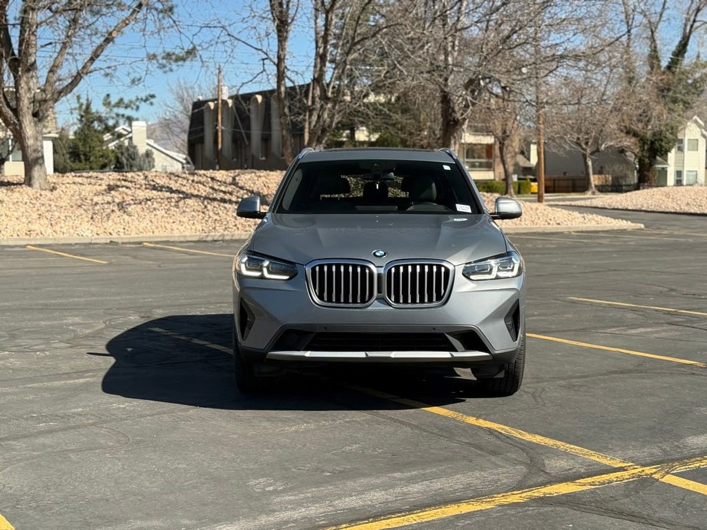 Used 2023 BMW X3 xDrive30i w/ Premium Package image 2