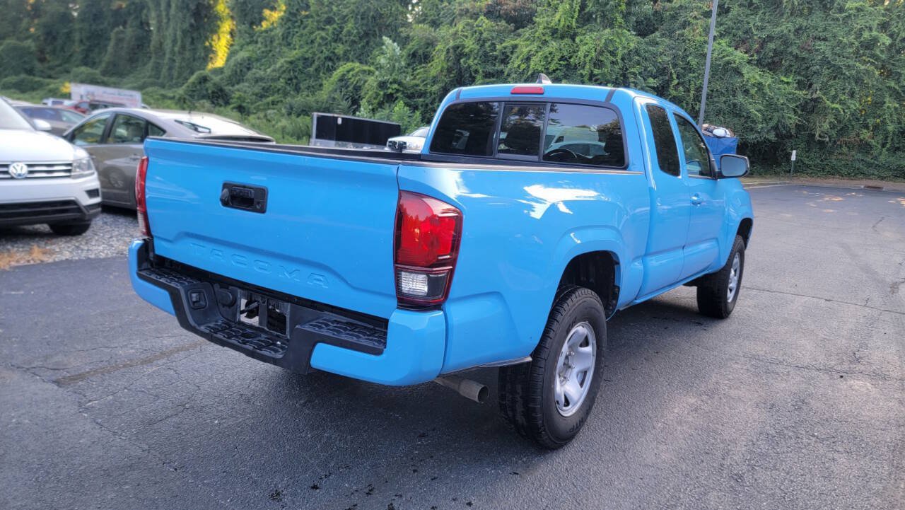 Used 2023 Toyota Tacoma SR w/ SR Convenience Package RWD image 7