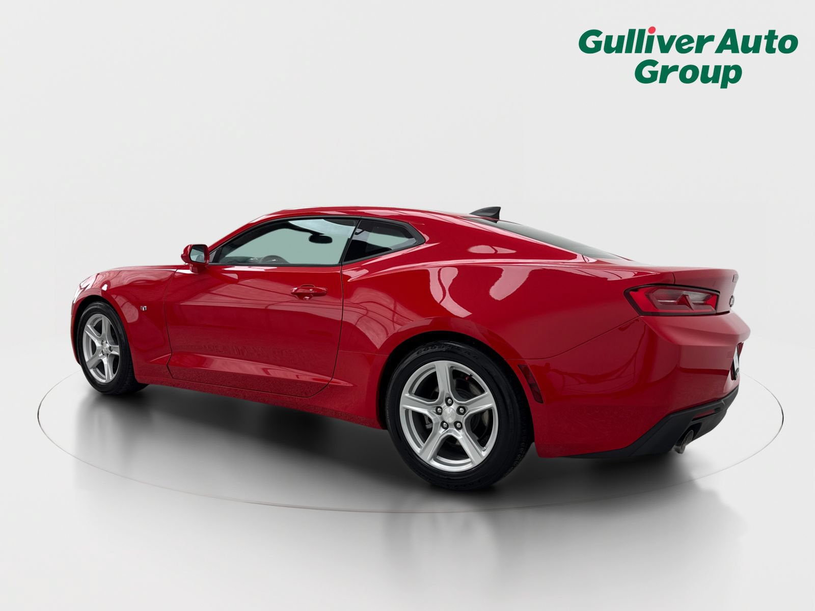 Used 2018 Chevrolet Camaro LS RWD image 4