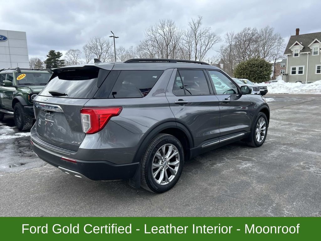 Certified 2022 Ford Explorer XLT w/ Equipment Group 202A image 5