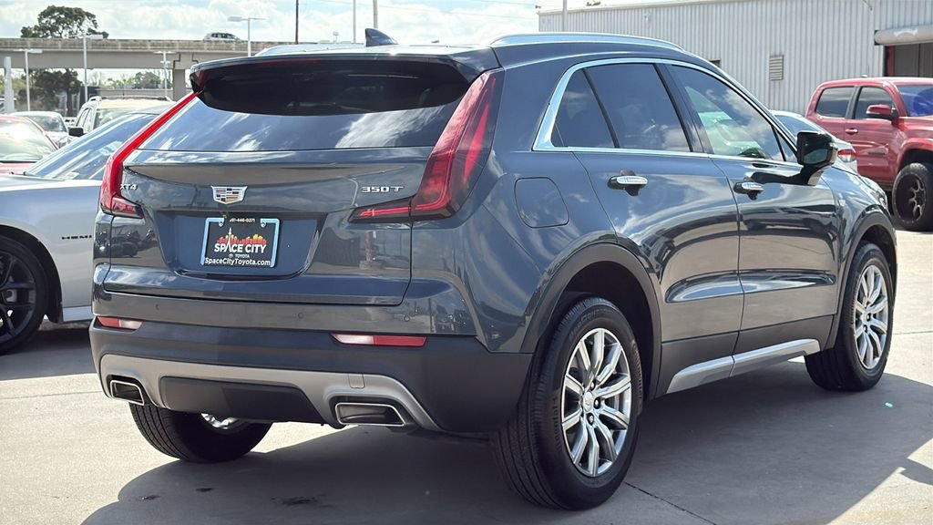 Used 2021 Cadillac XT4 Premium Luxury image 5