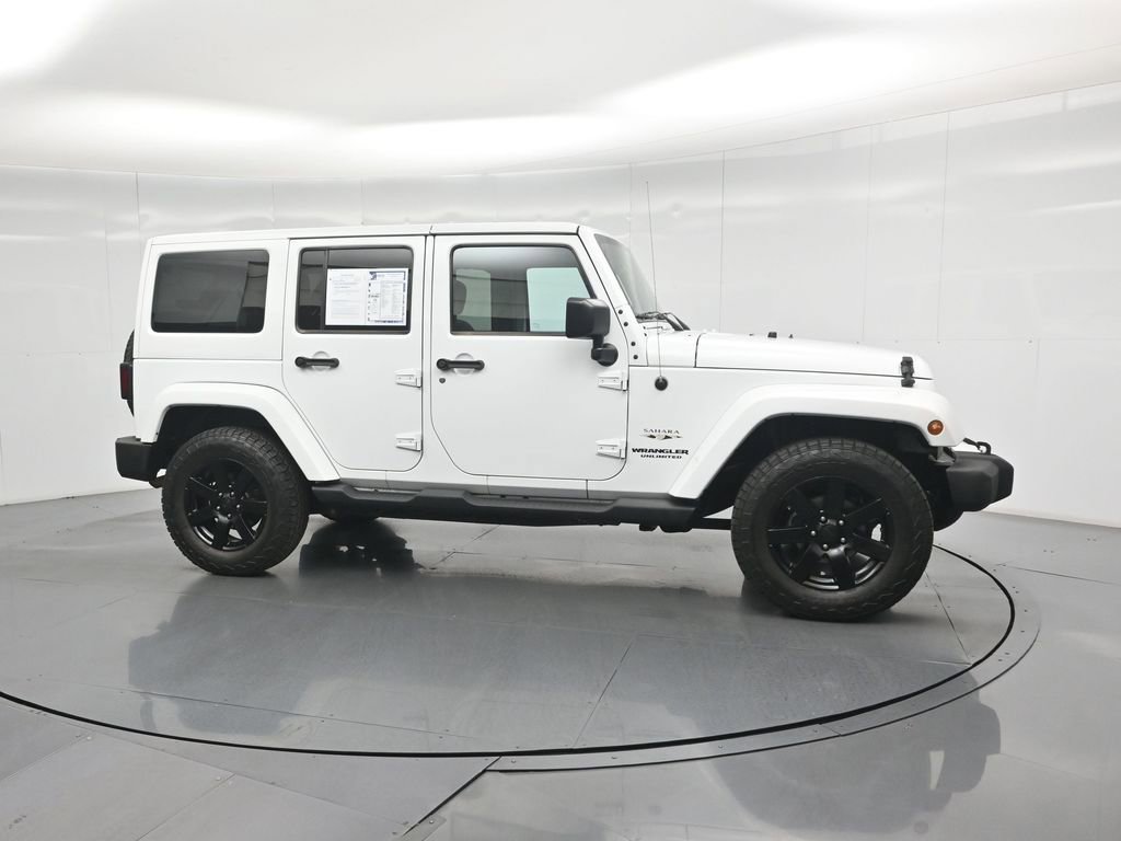 Used 2016 Jeep Wrangler Unlimited Sahara w/ Connectivity Group image 23