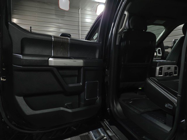Used 2020 Ford F250 Lariat w/ Lariat Ultimate Package image 38