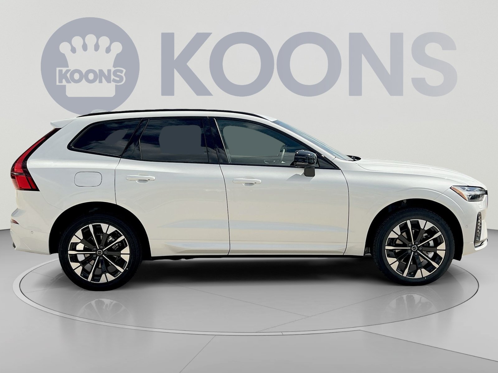 New 2026 Volvo XC60 B5 Plus w/ Protection Package Premier AWD/4WD image 15