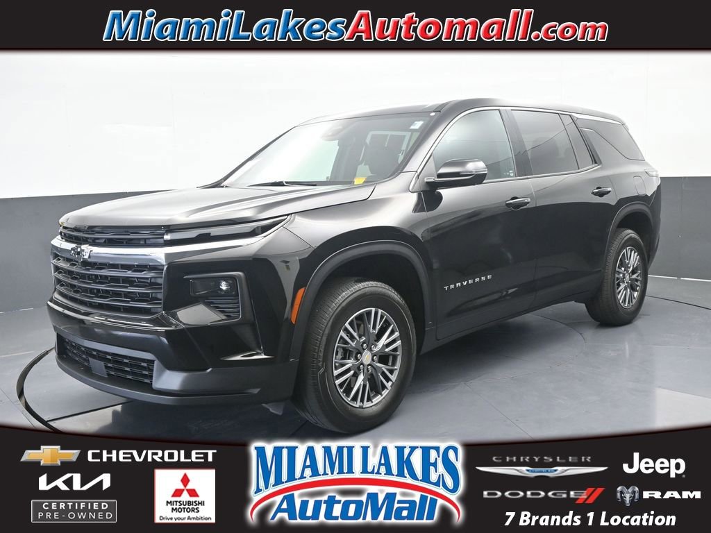 Used 2024 Chevrolet Traverse LS