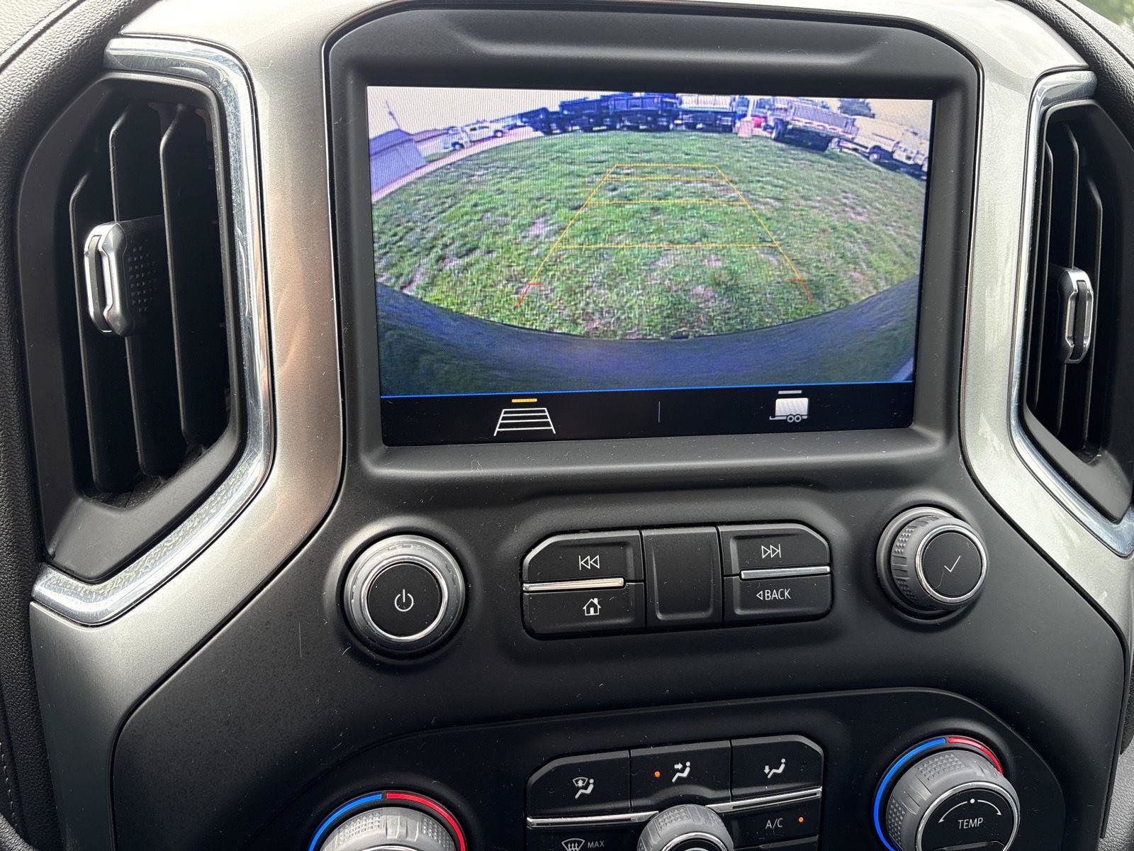 Used 2021 Chevrolet Silverado 1500 LT AWD/4WD image 21