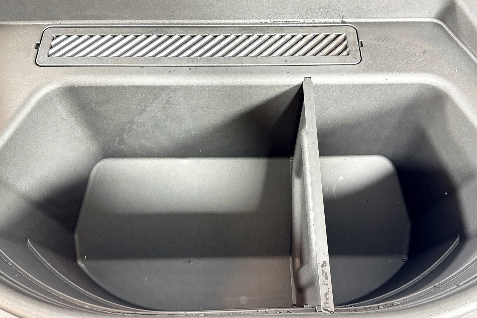 New 2025 Audi SQ6 e-tron Prestige AWD/4WD image 27