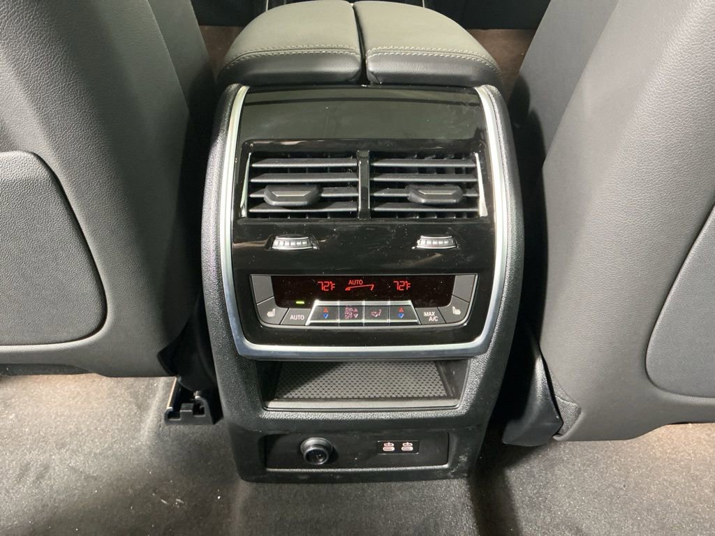 New 2026 BMW X7 xDrive40i AWD/4WD image 32