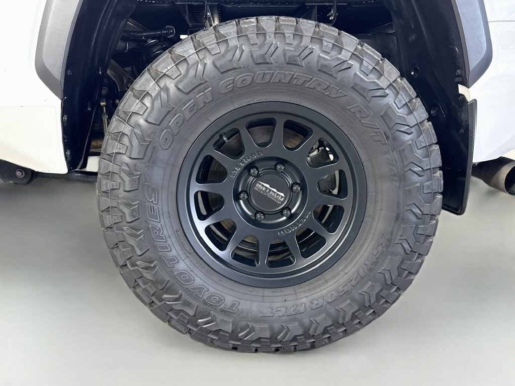 Used 2024 Toyota Tundra Limited w/ TRD Off-Road Package AWD/4WD image 39