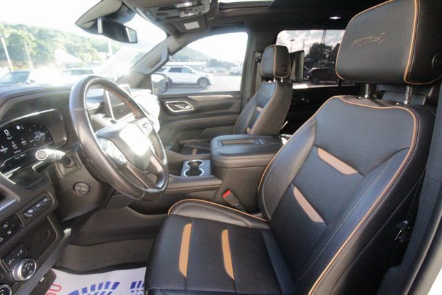 Used 2023 GMC Yukon XL AT4 w/ Technology Package image 22