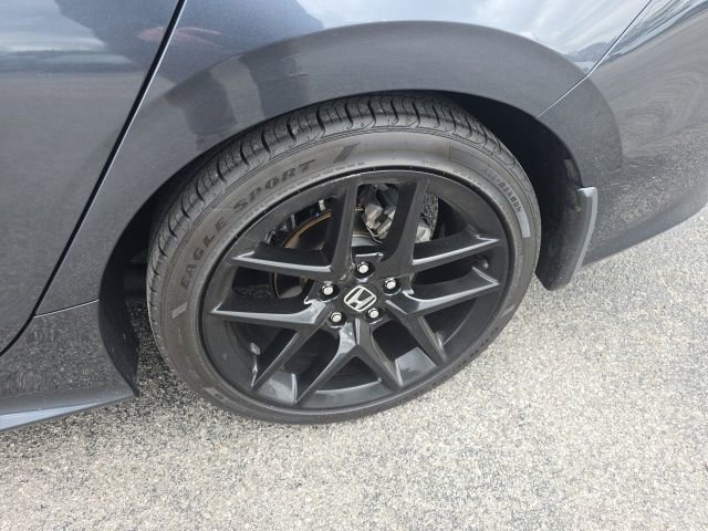 Used 2023 Honda Civic Sport image 29