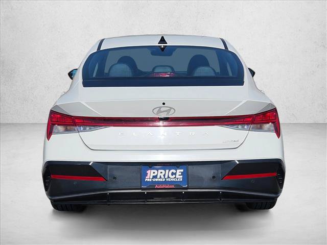 Used 2024 Hyundai Elantra Limited FWD image 7