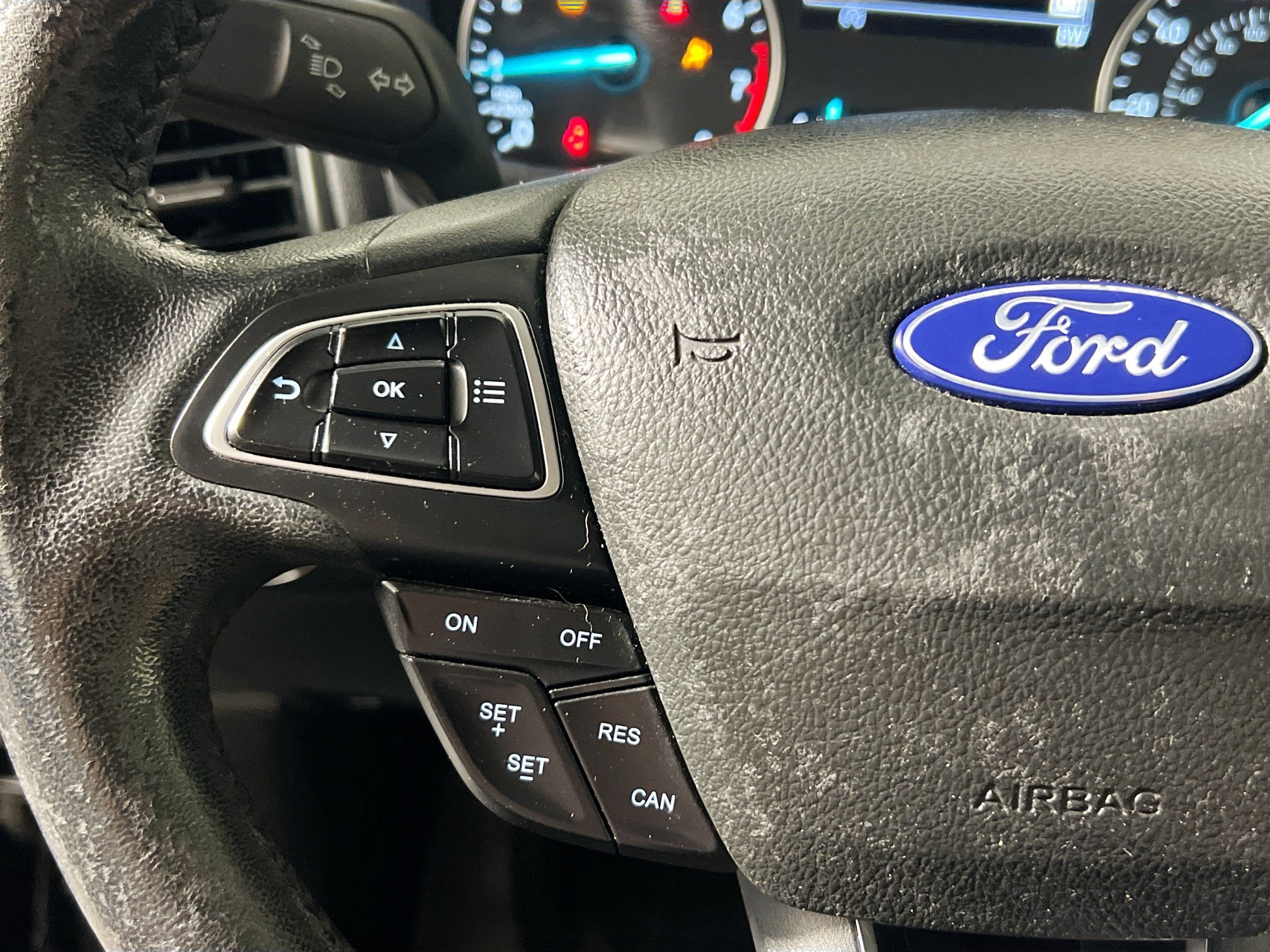 Used 2020 Ford EcoSport SE w/ SE Convenience Package image 18