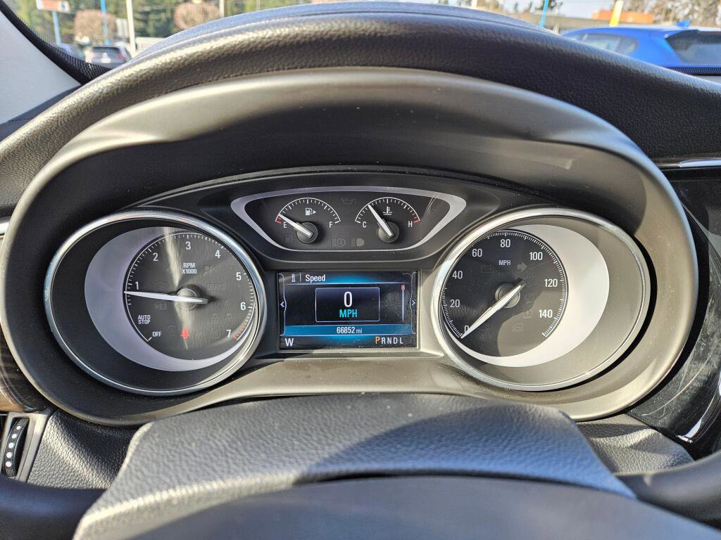 Used 2019 Buick Envision Essence image 30