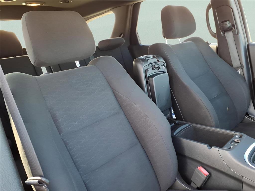 Used 2020 Dodge Durango SXT image 17