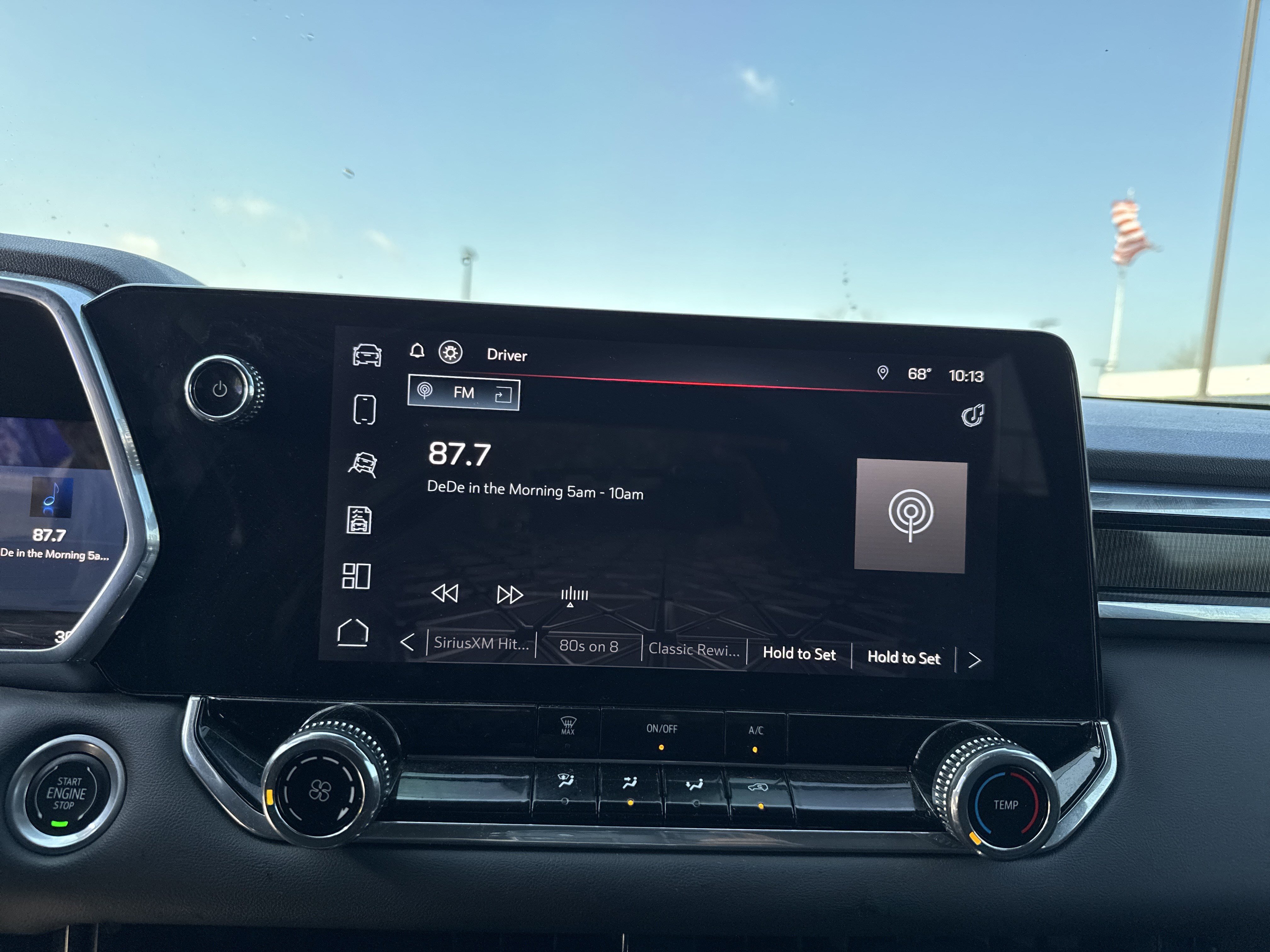 Used 2024 GMC Canyon Elevation w/ Trailering Package image 25