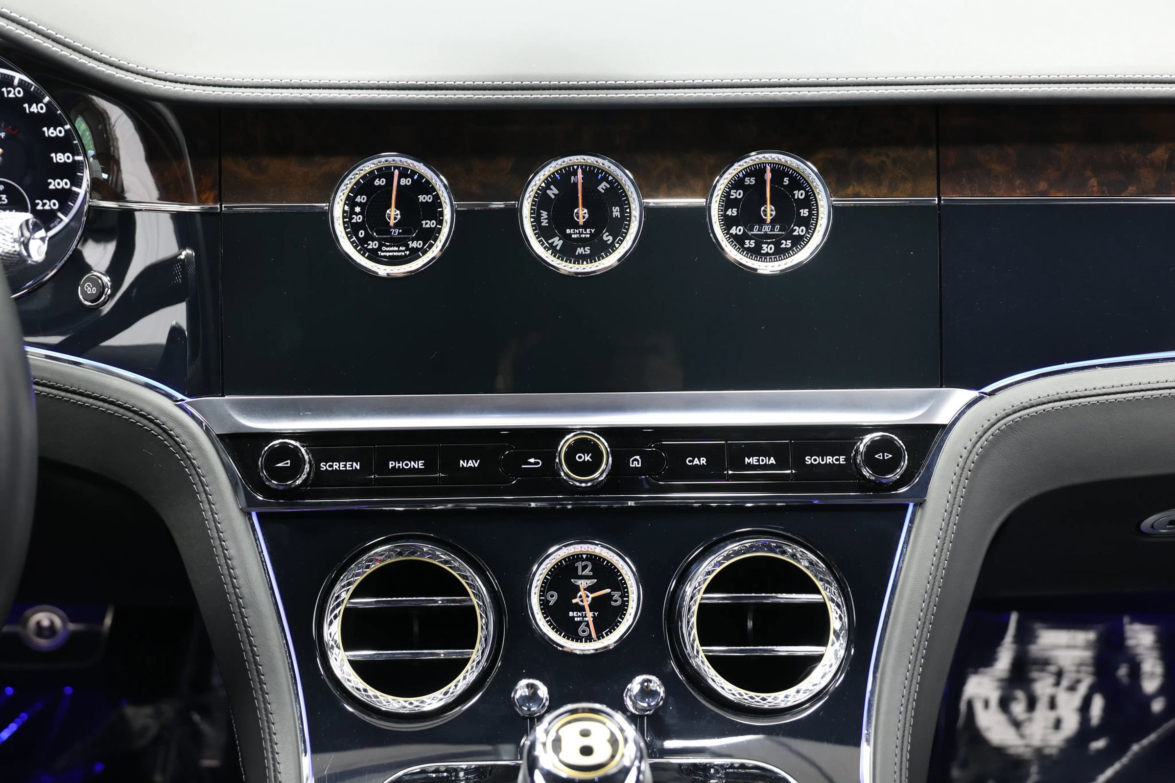Used 2020 Bentley Continental GT image 43