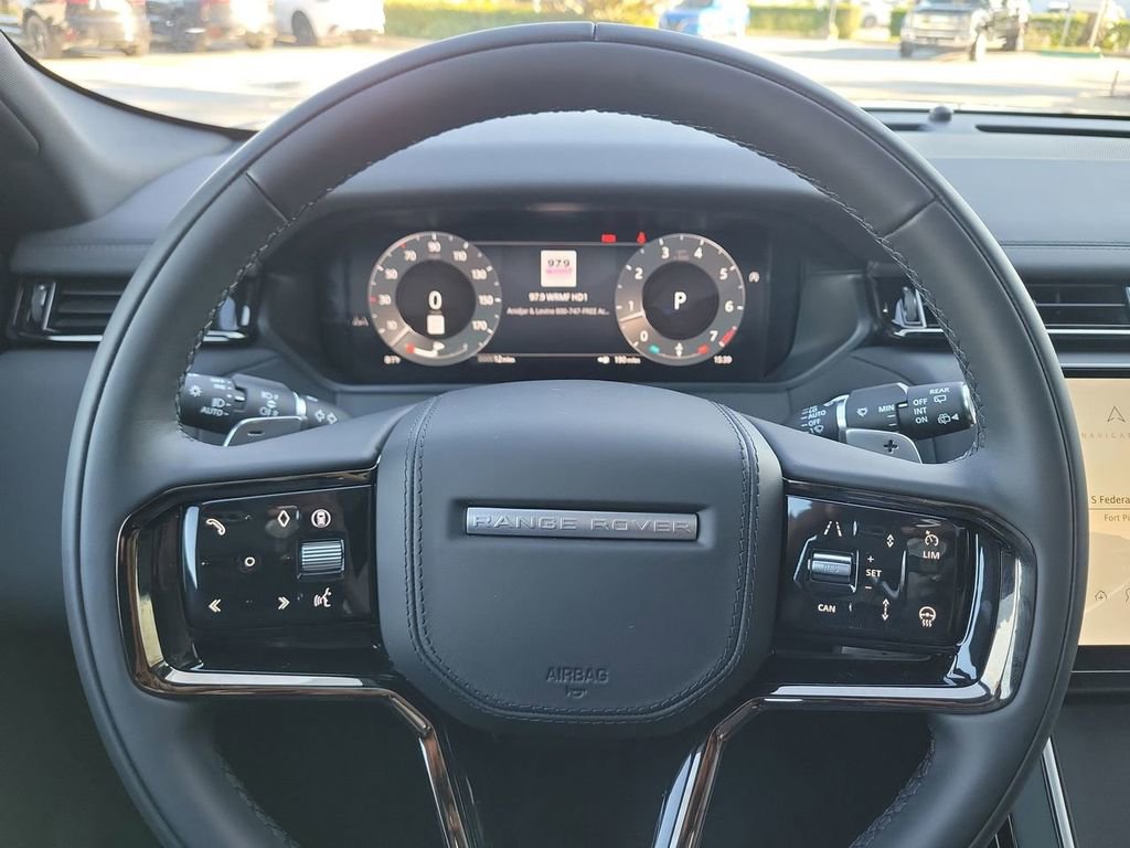 New 2026 Land Rover Range Rover Velar Dynamic SE AWD/4WD image 29