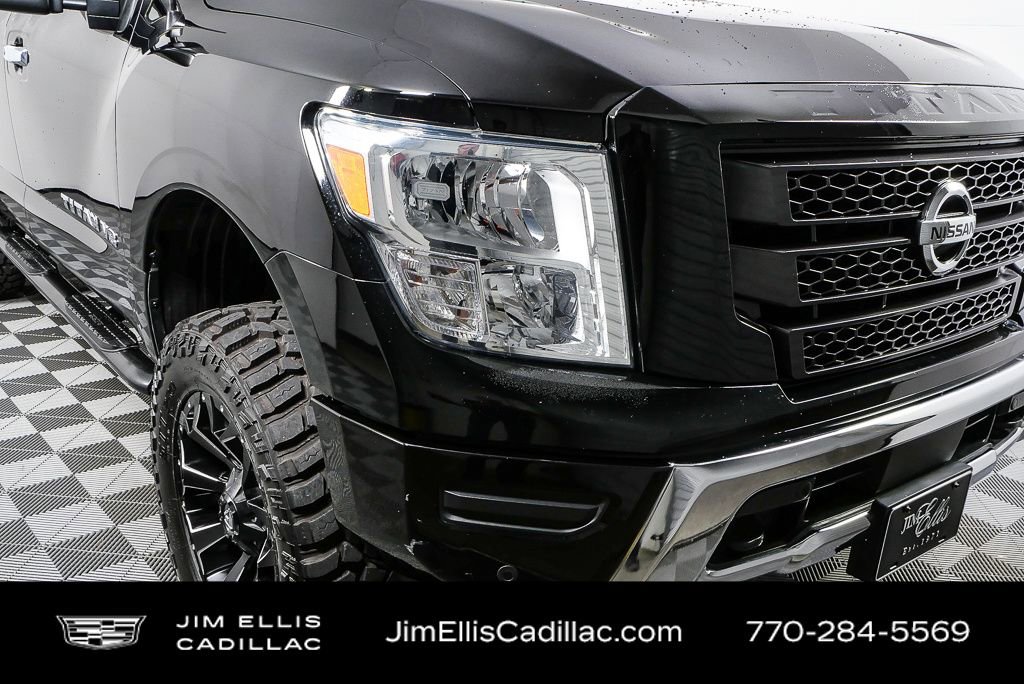 Used 2020 Nissan Titan SV w/ SV Convenience Package image 33