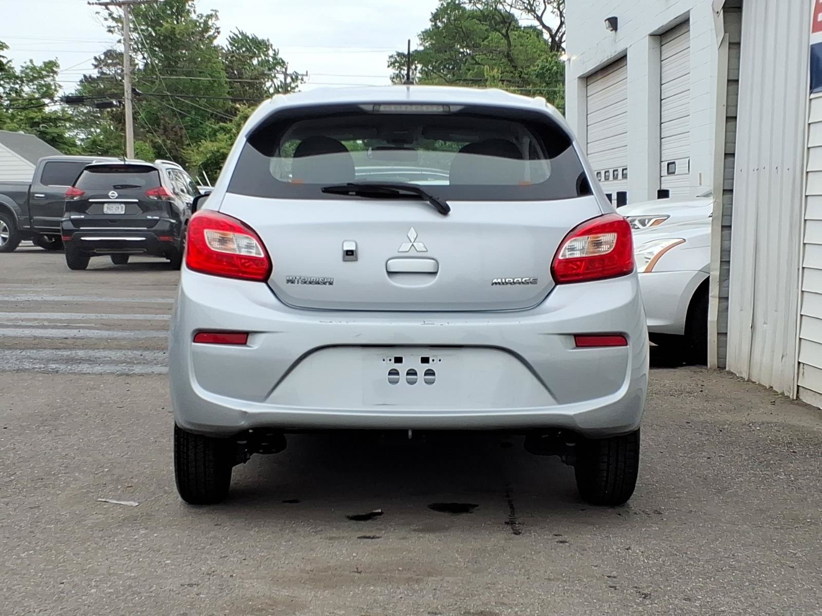 Used 2018 Mitsubishi Mirage ES FWD image 3