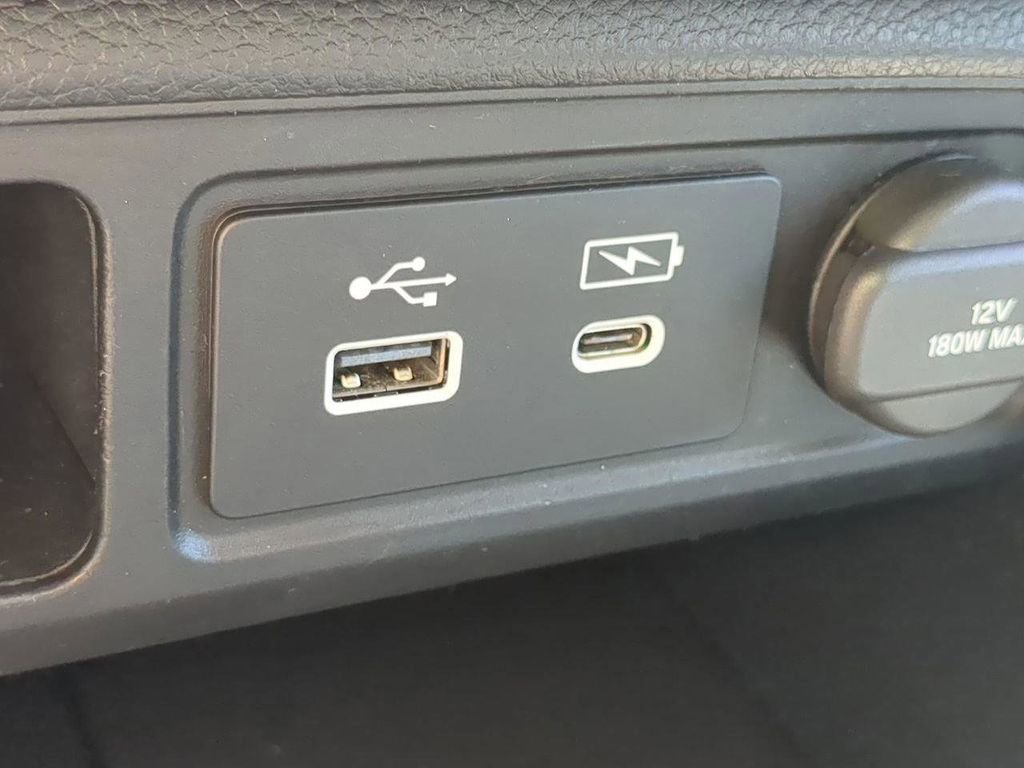 Used 2024 Honda Pilot EX-L image 18