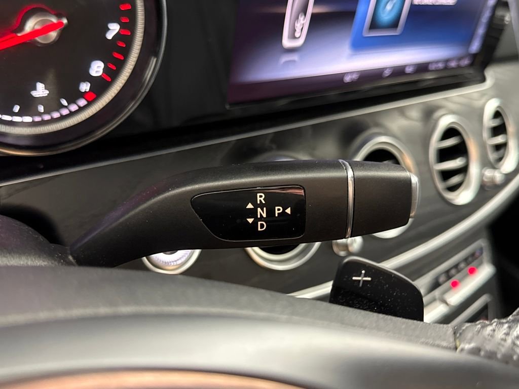Used 2018 Mercedes-Benz E 300 image 18