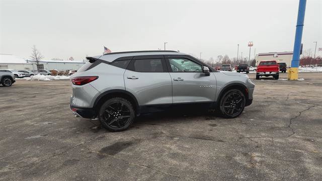 Used 2025 Chevrolet Blazer LT w/ Sound & Technology Package image 9