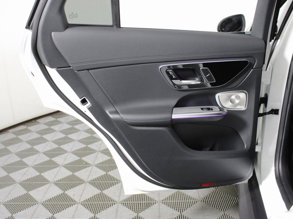 Certified 2026 Mercedes-Benz GLC 300 4MATIC image 27