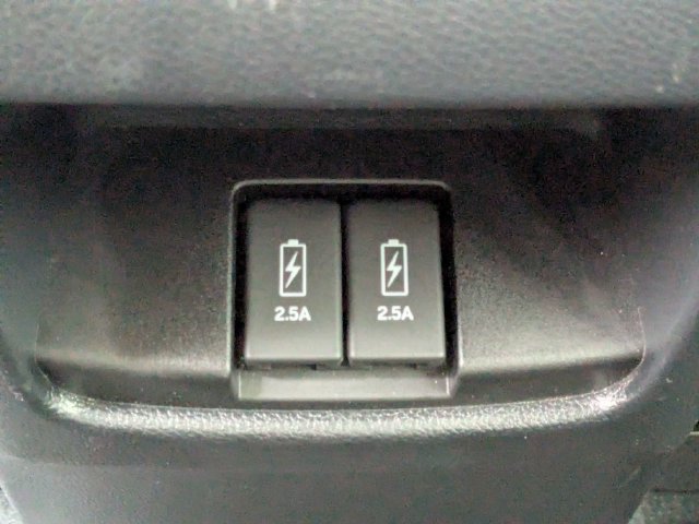 Used 2020 Honda CR-V Touring image 14