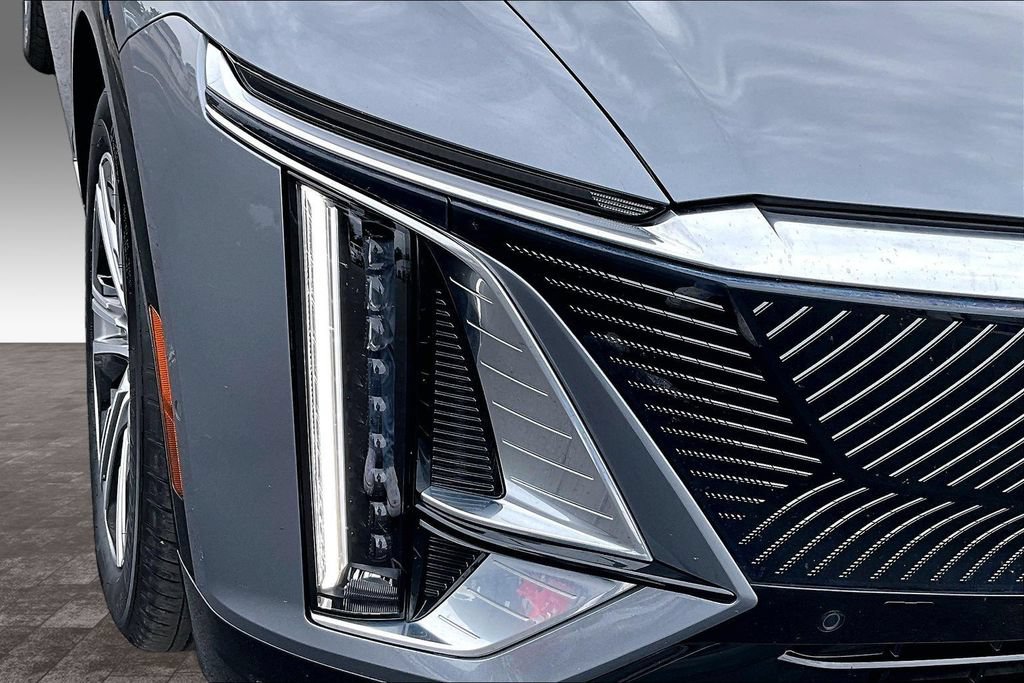 Used 2023 Cadillac Lyriq 2WD image 30