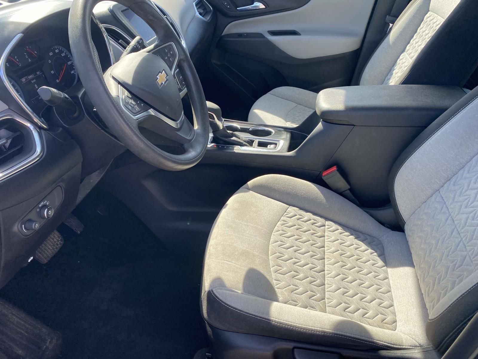 Used 2023 Chevrolet Equinox LS FWD image 13