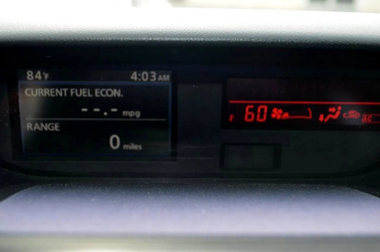 Used 2010 MAZDA CX-7 s Touring w/ Technology Pkg image 38