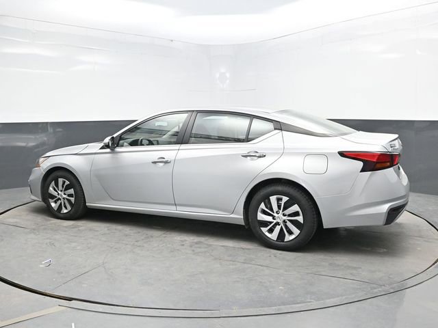 Used 2021 Nissan Altima 2.5 S FWD image 4