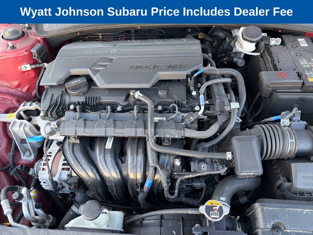 Used 2025 Hyundai Elantra SEL FWD image 17