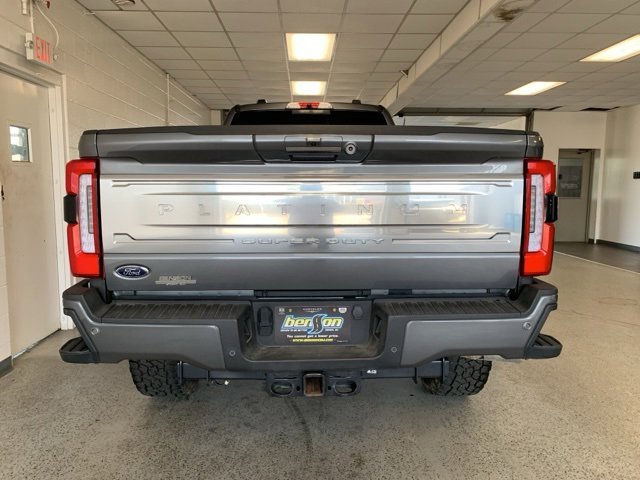 Used 2024 Ford F350 Platinum w/ FX4 Off-Road Package image 4