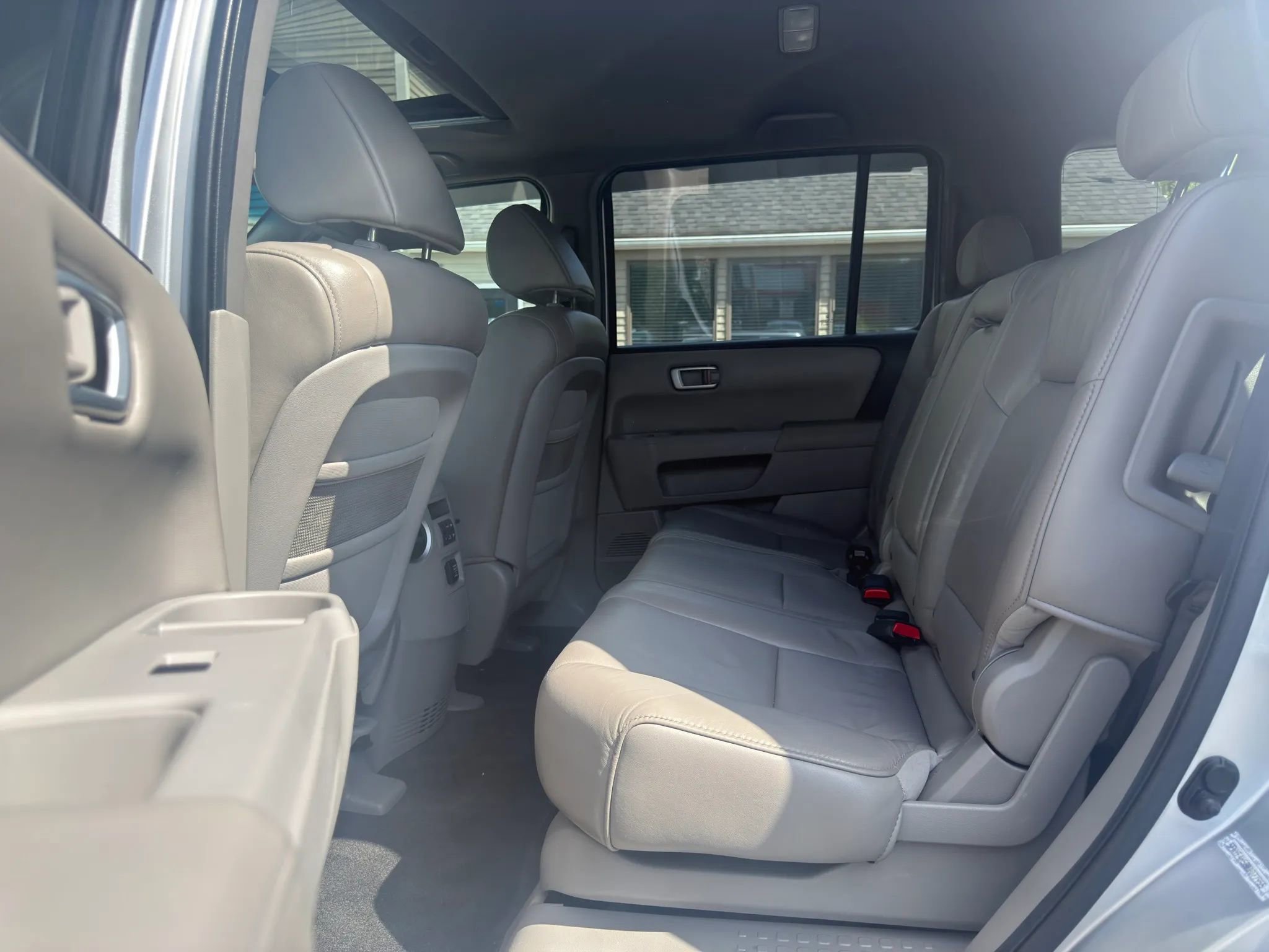Used 2011 Honda Pilot EX-L image 21