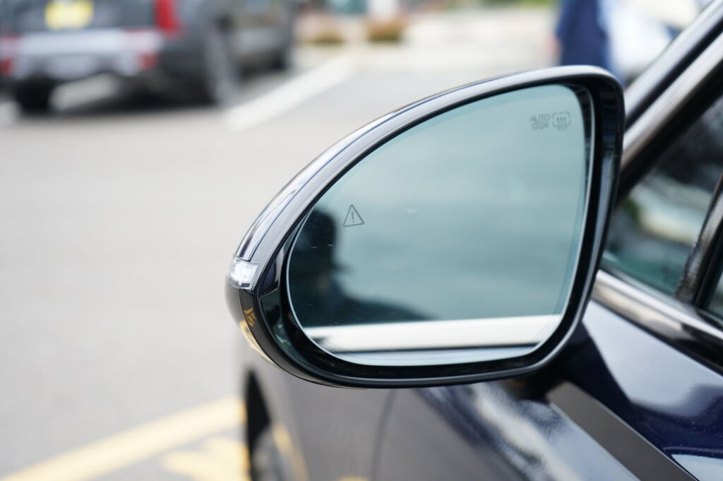 Used 2025 Genesis GV70 3.5T Sport w/ Sport Prestige Package image 11