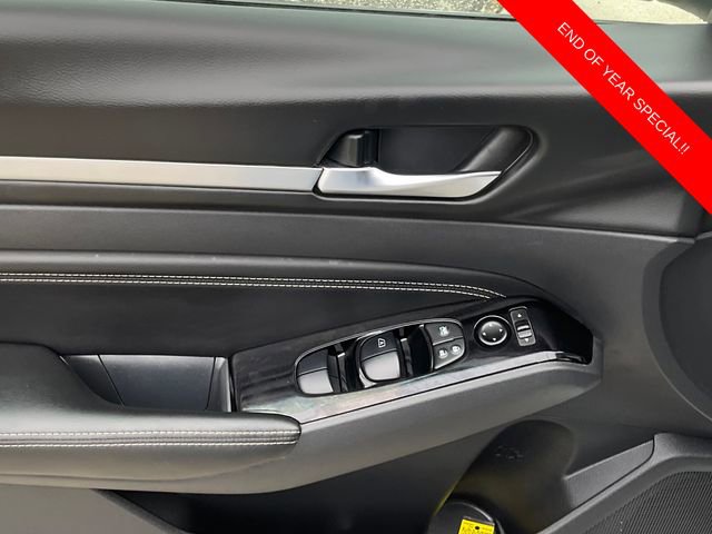 Used 2022 Nissan Altima 2.5 SV w/ SV Premium Package image 12
