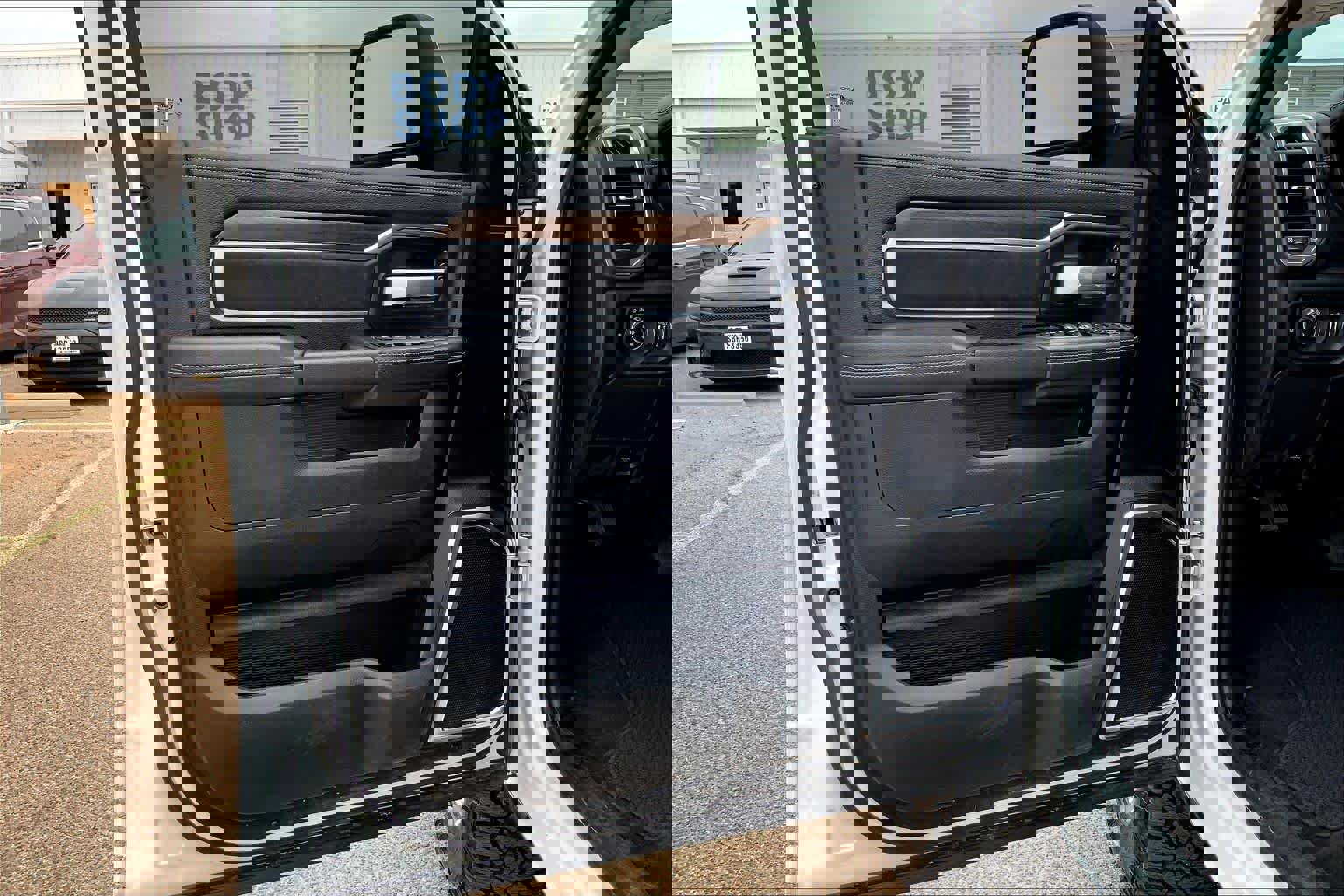 Used 2024 RAM 2500 Laramie w/ Safety Group image 21