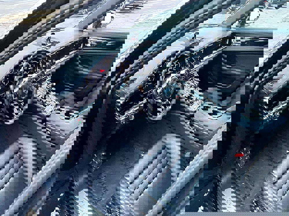 Used 2017 Porsche Panamera 4 image 18