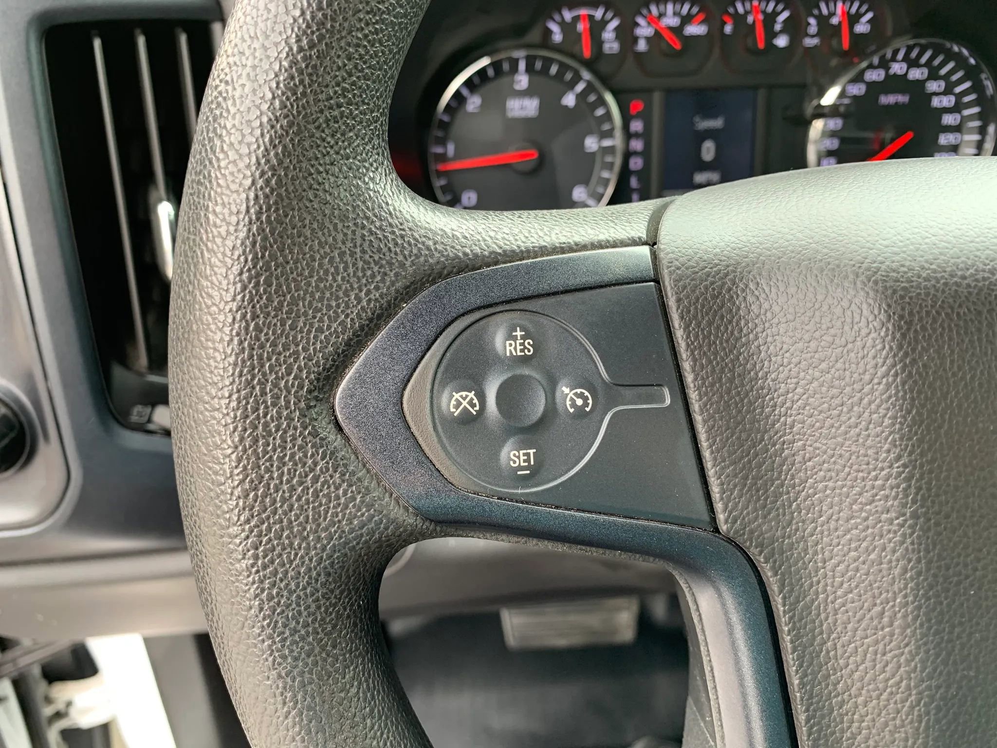 Used 2019 Chevrolet Silverado 2500 W/T AWD/4WD image 14