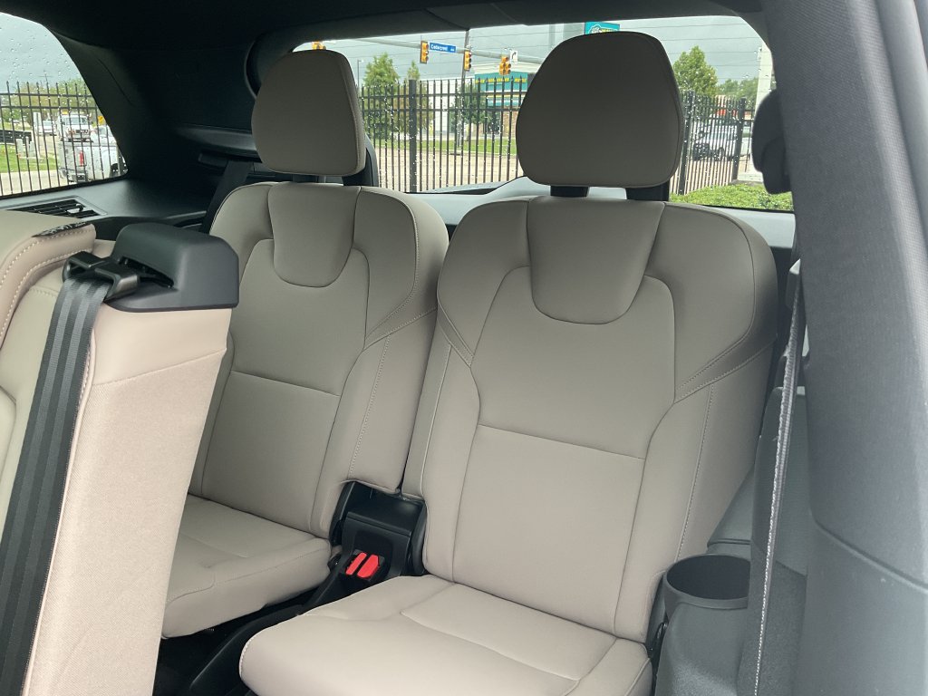 New 2027 Volvo XC90 B5 Core AWD/4WD image 15