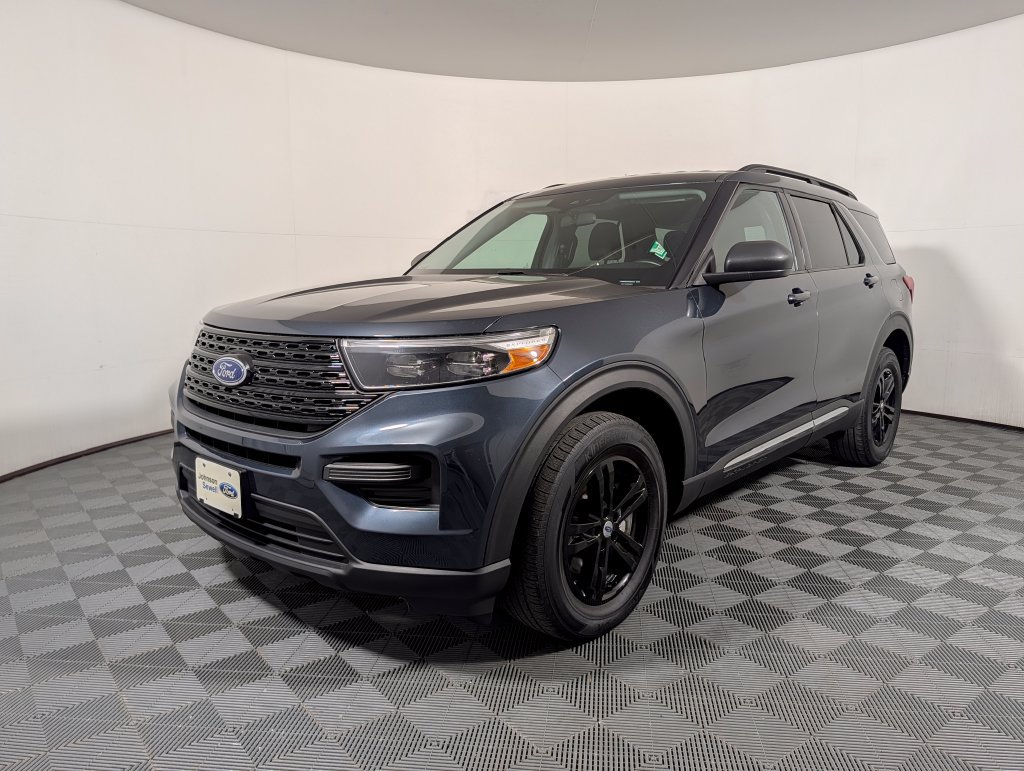 Certified 2023 Ford Explorer XLT AWD/4WD image 4