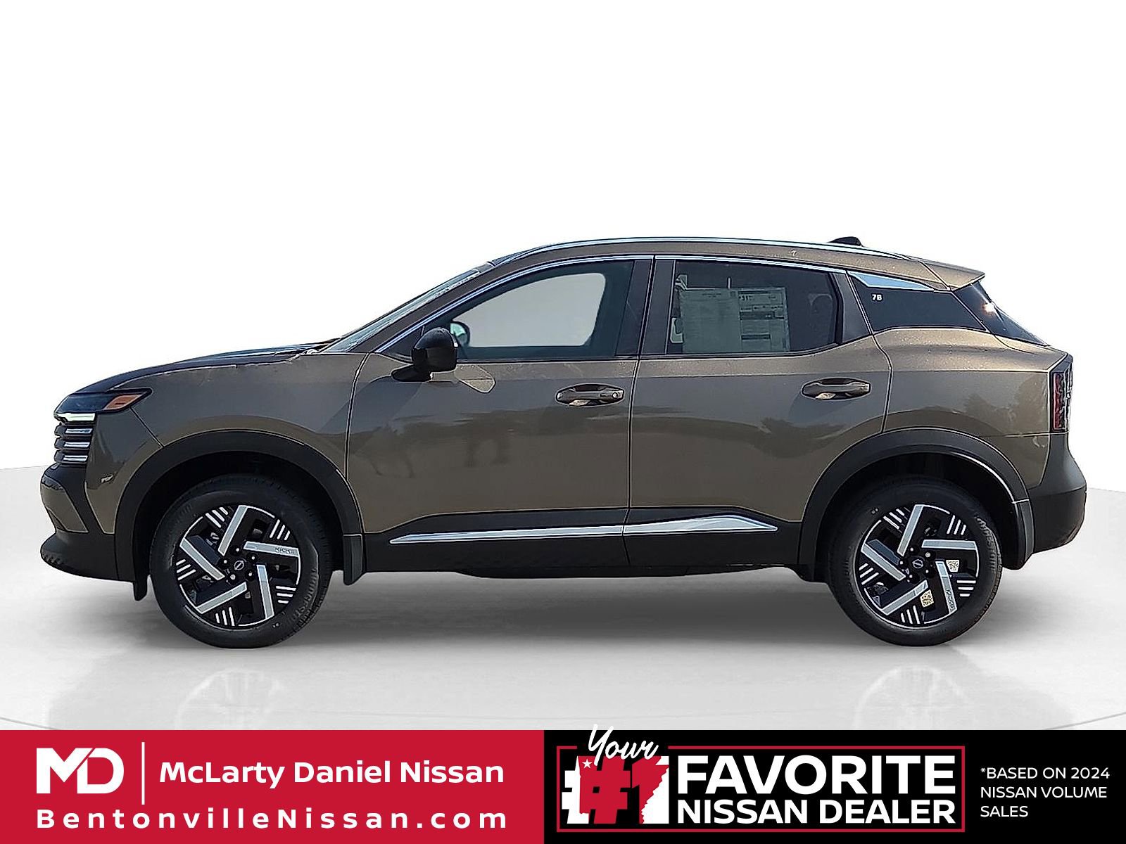 New 2026 Nissan Kicks SV w/ Illumination Package image 3