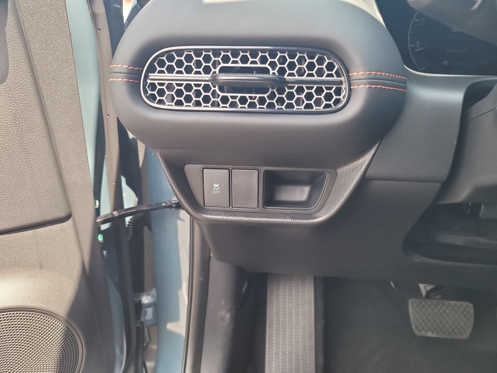 New 2027 Honda HR-V Sport image 16