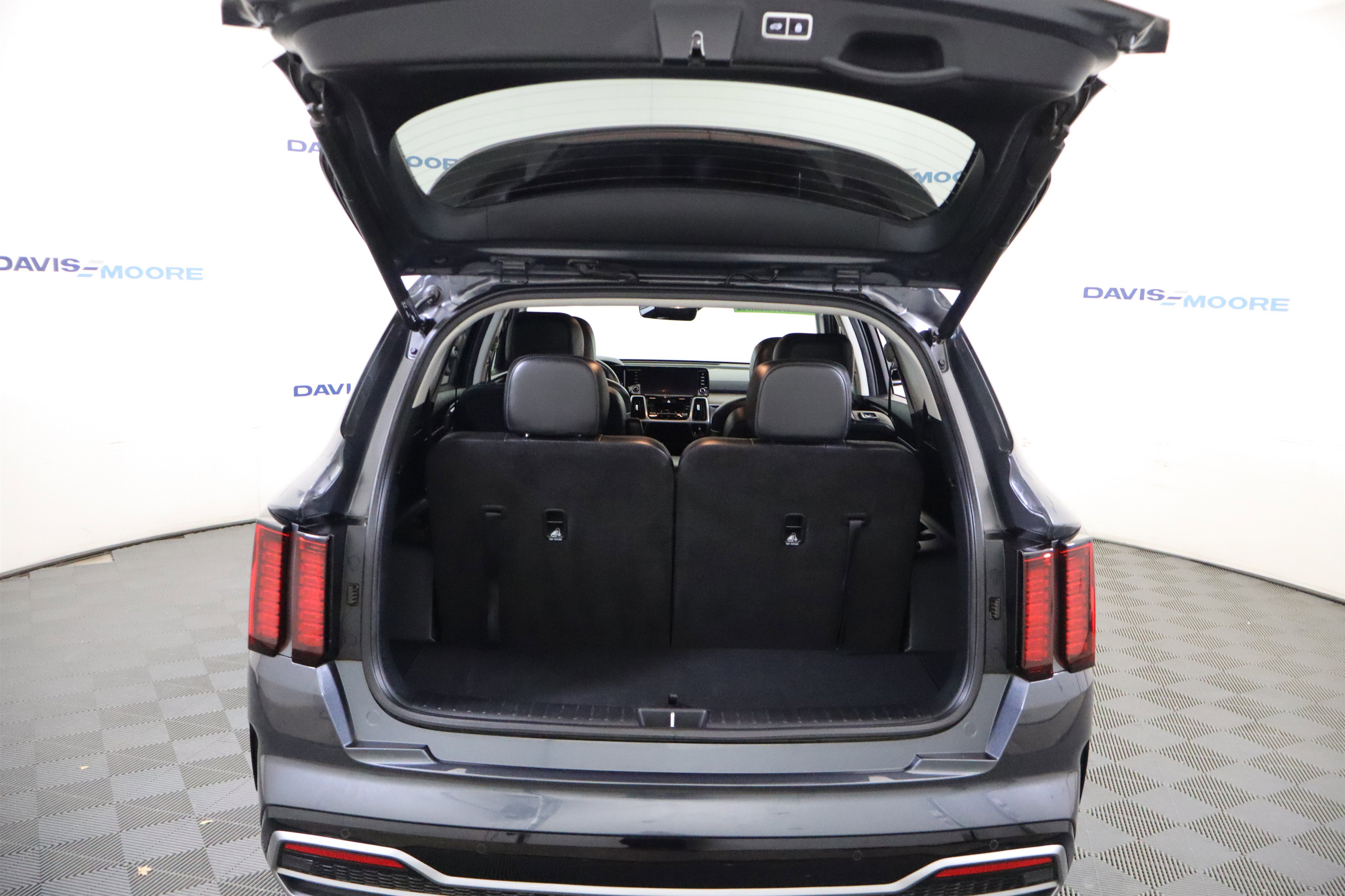 Used 2023 Kia Sorento EX image 8